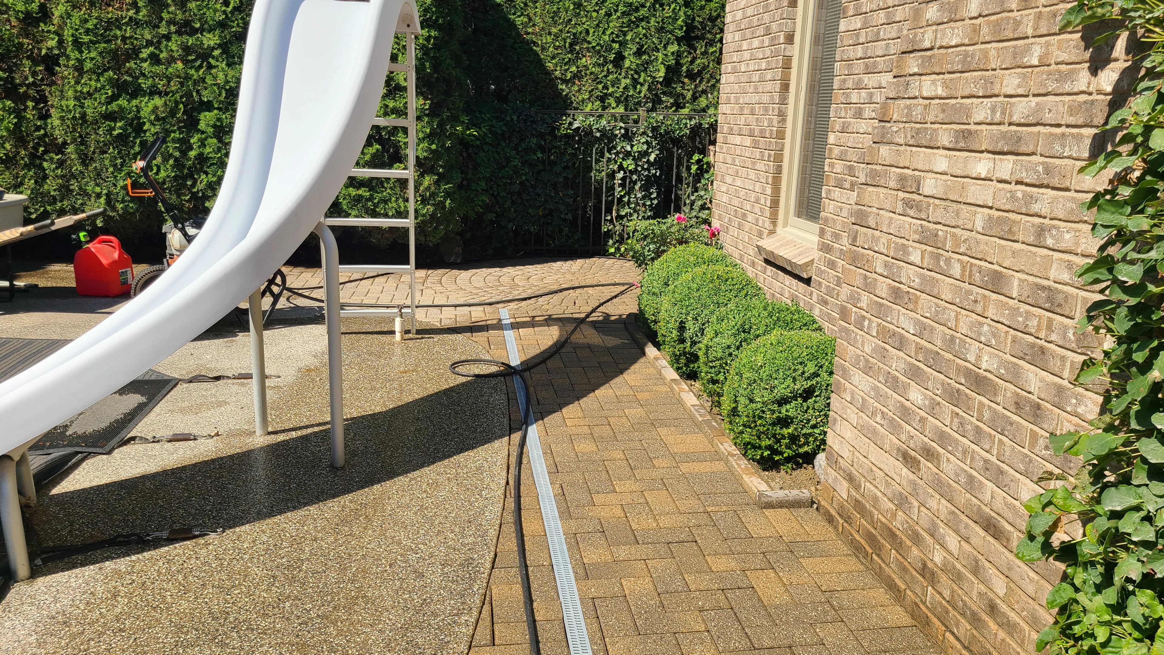 Chavarin Landscape portfolio gallery