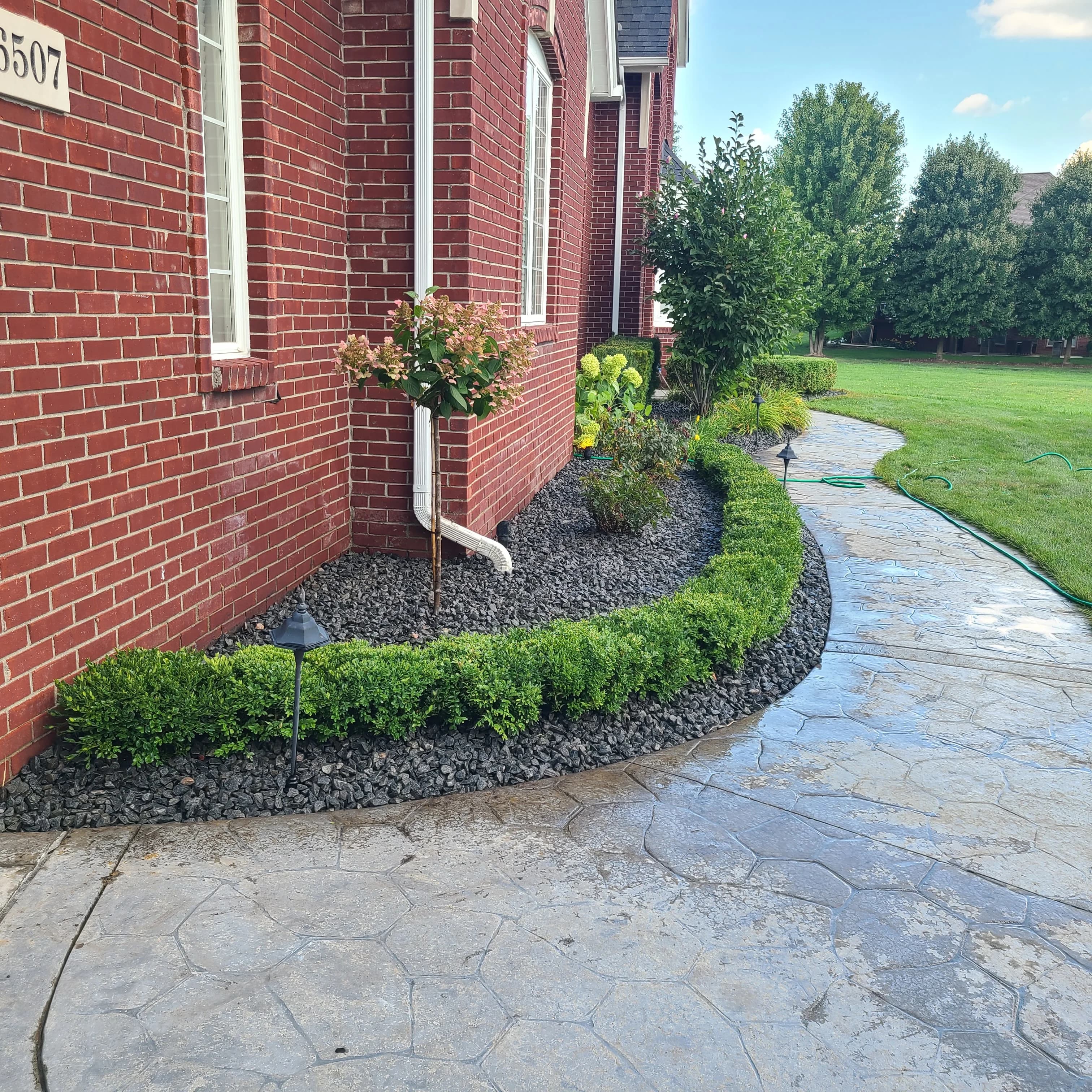 Retaining wall construction Michigan