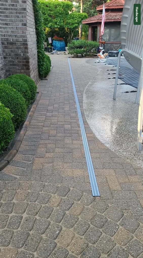 Custom hardscape outdoor living space